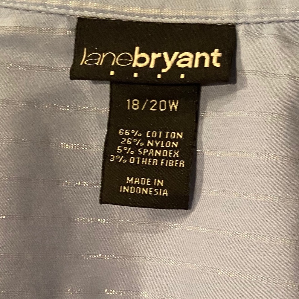 Lane Bryant Light Blue Button Down Top Size 18/20 - Picture 3 of 5